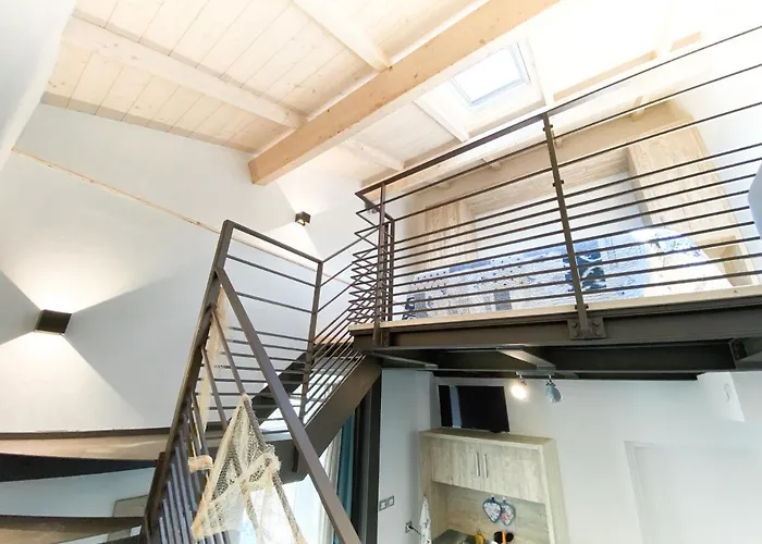 Apartment New Agriloft 2 Industrial- Giardino, Clima , Wi-fi A 50 Mt Dal Mare